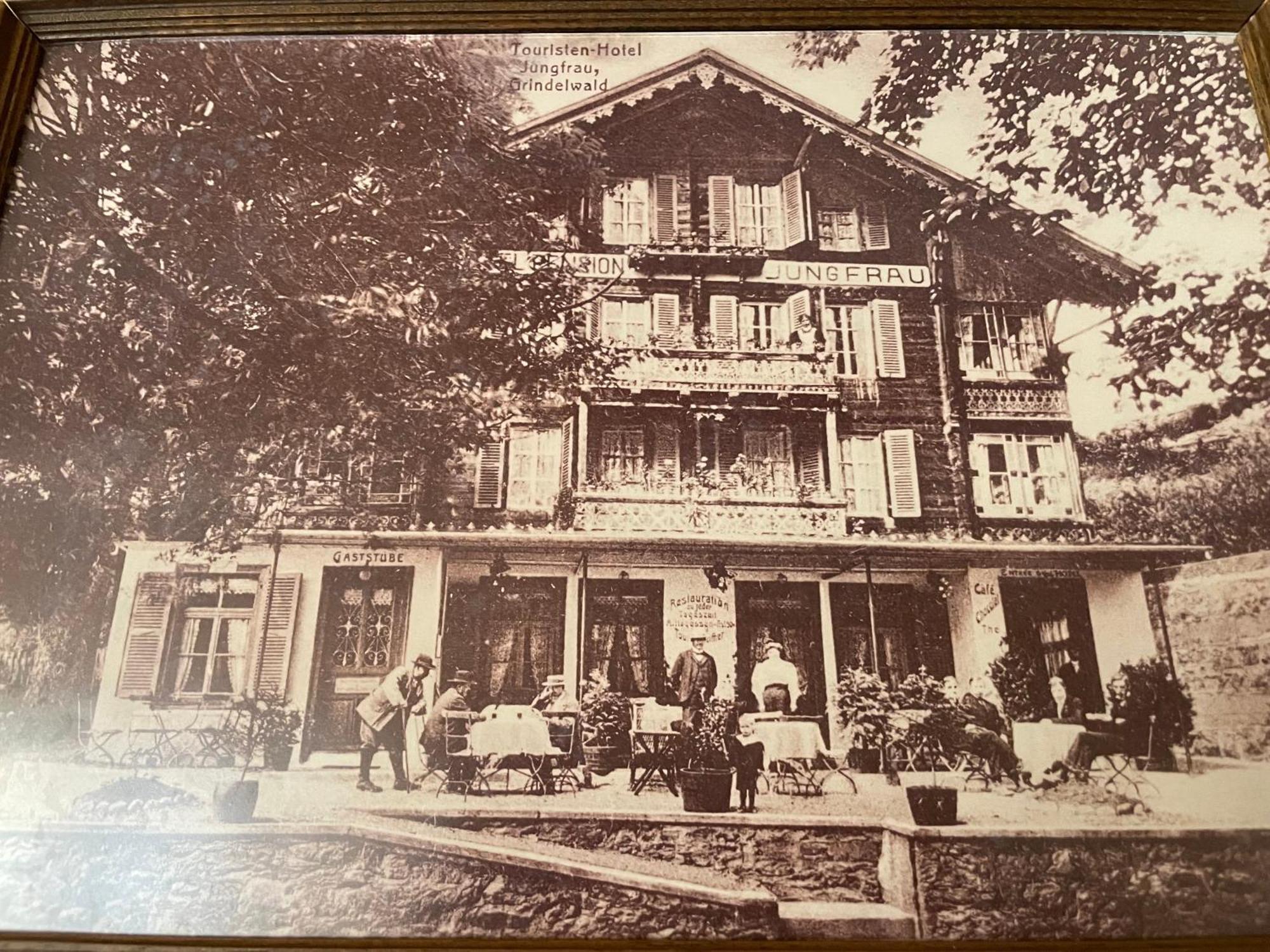 ユングフラウ ロッジ スイス マウンテン ホテル グリンデルヴァルト エクステリア 写真